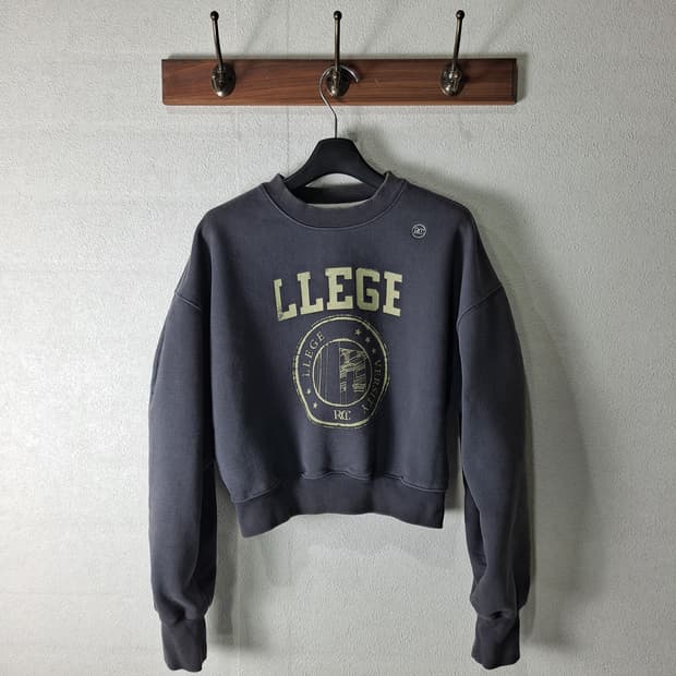 렉토 LLEGE 크롭 맨투맨