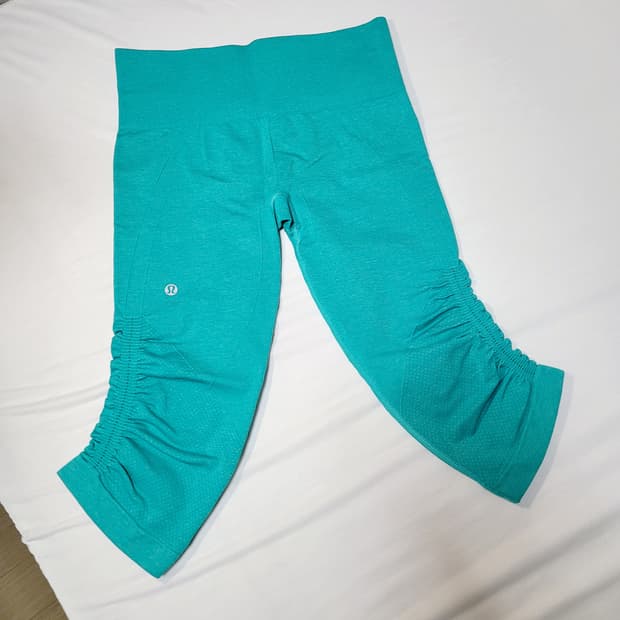 룰루레몬 7부 레깅스 (사이즈 6) 상태최상