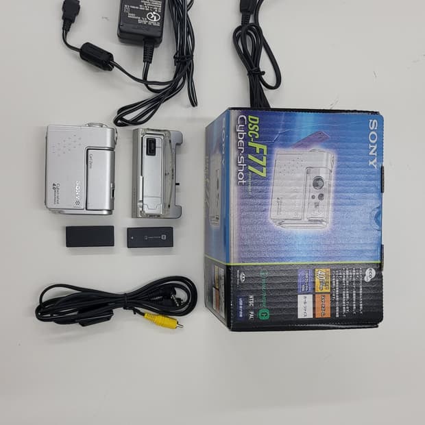 소니 사이버샷 DSC-F77 박스  풀셋