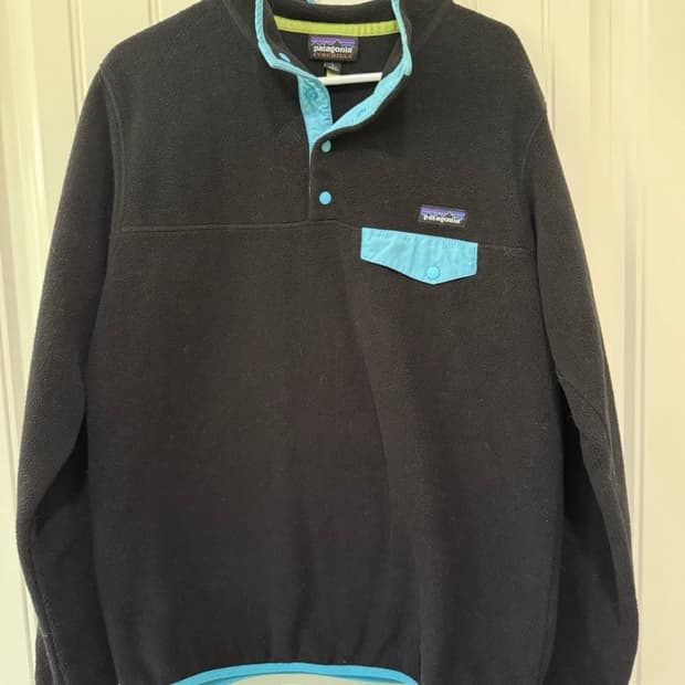 파타고니아 신칠라 L 블랙블루