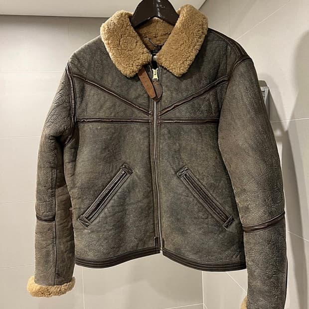 Rrl 이진욱 무스탕 라지 삽니다
