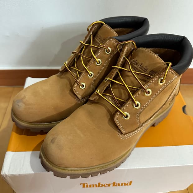 팀버랜드 프리미엄 워터프루프 추카 워커부츠