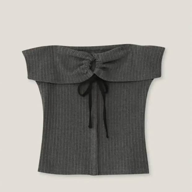 Yuse 유즈 스트링 오프숄더 탑 차콜 글로니 시눈 스컬프터