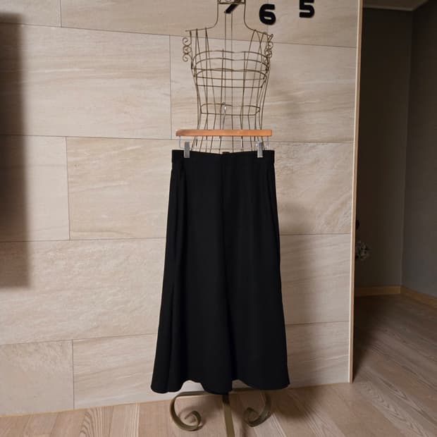 [61] MINE 마인 롱 스커트 2023