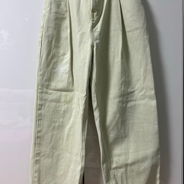 Nedews 연두색 원턱 데님팬츠