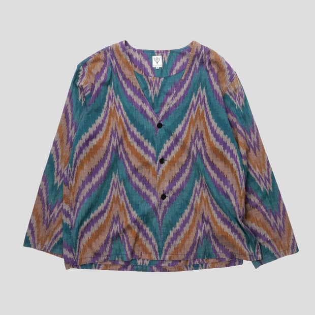 남이서팔 브이넥 멕시칸 셔츠