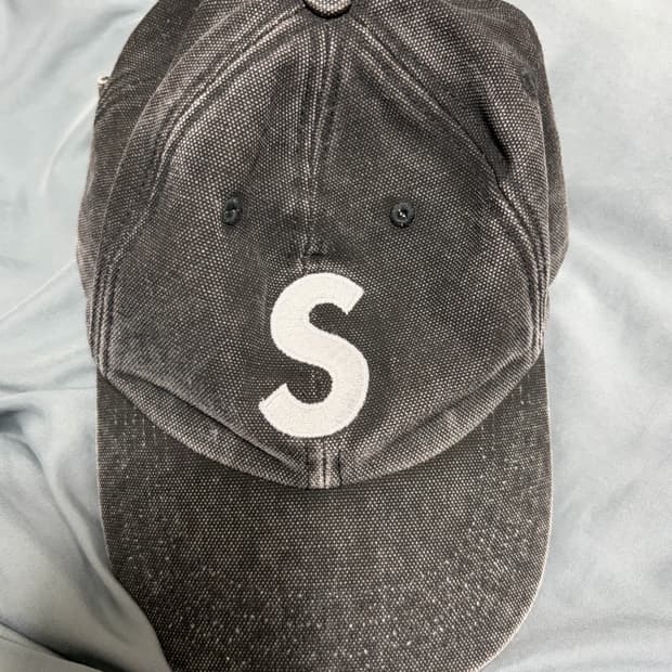슈프림 피그먼트 S로고 캡