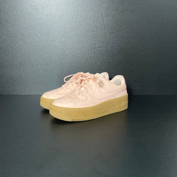 [230] 나이키 에어포스1 세이지 로우 LX 워시드 코랄