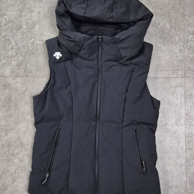 DESCENTE 조끼패딩