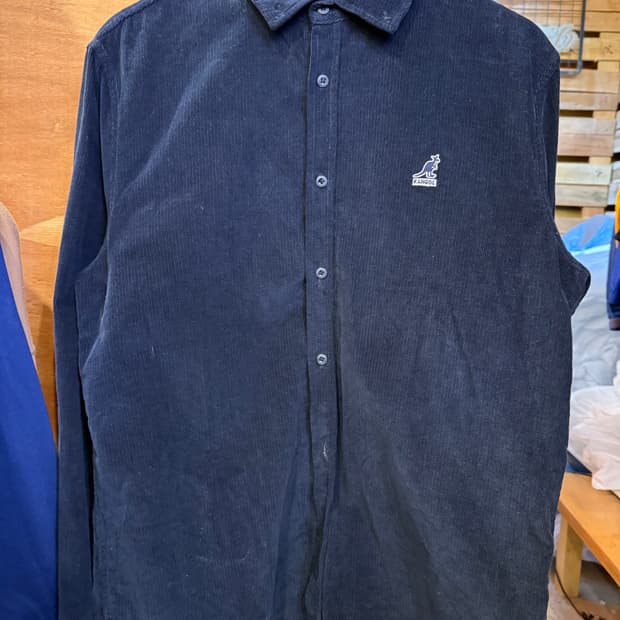 캉골 블랙 코듀로이 포켓 셔츠