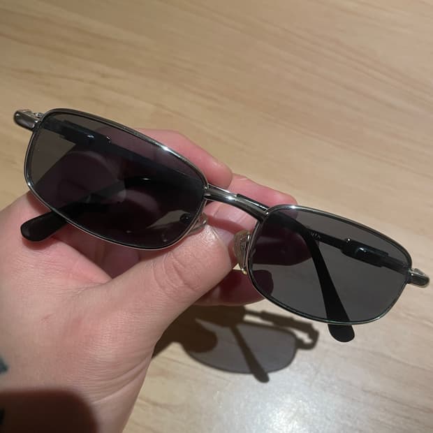 빈티지 스타일 선글라스 판매합니다.