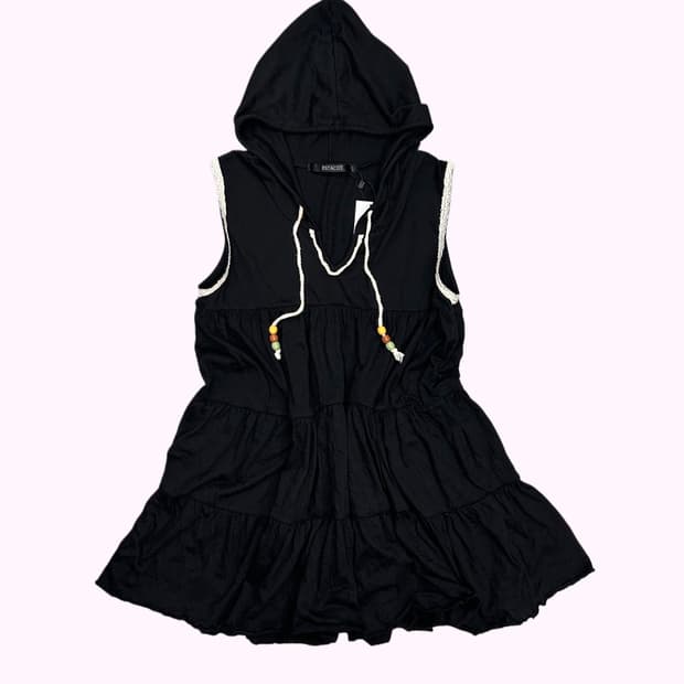 bids string hood sleeveless