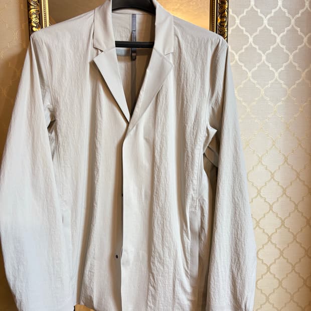 Veilance lt blazer send