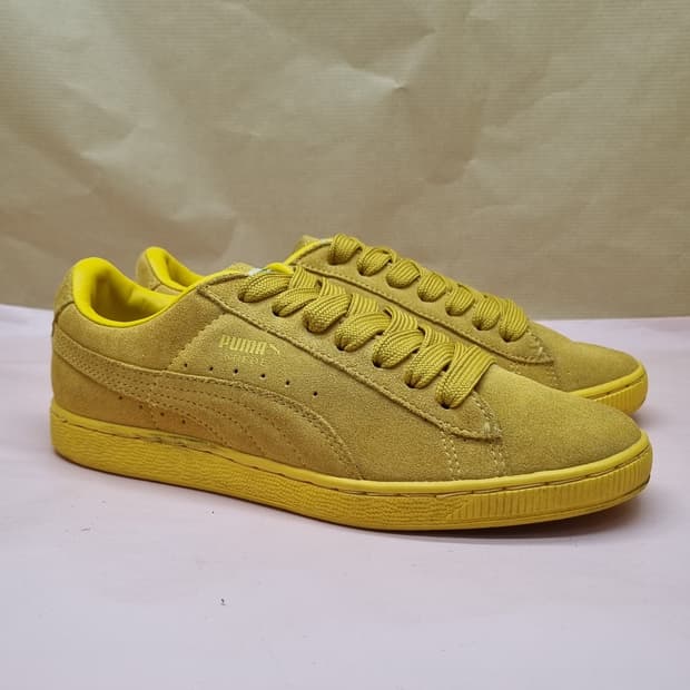 푸마 스웨이드 옐로우 스니커즈240