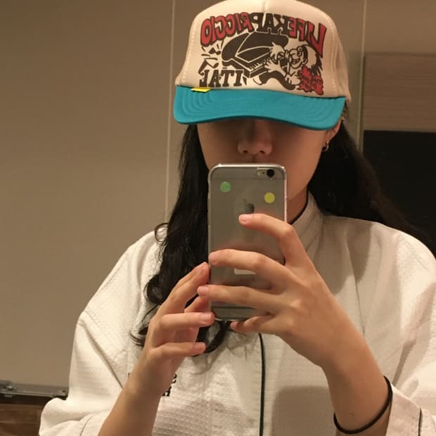 캐피탈 트러커캡 모자 볼캡 새상품