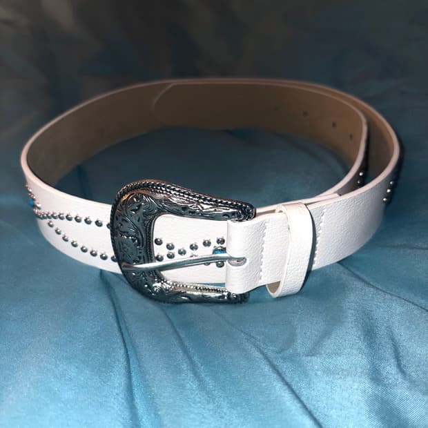 Vintage Cubic White Belt