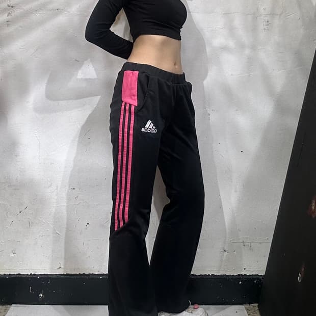 아디다스 핑크 삼선 와이드 부츠컷 트레이닝 팬츠 추리닝 바지 M