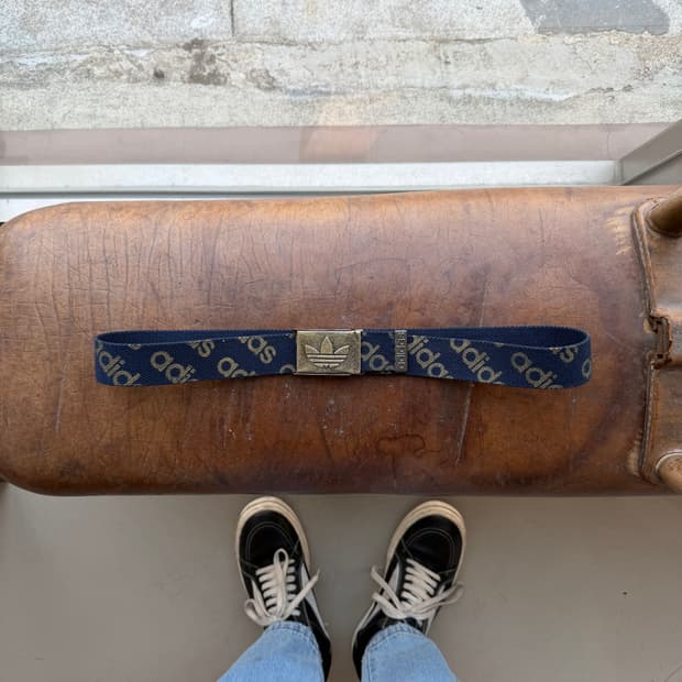 90s 아디다스 버클 벨트