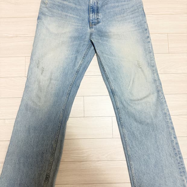 타일레 부츠컷 데님 연청 3사이즈