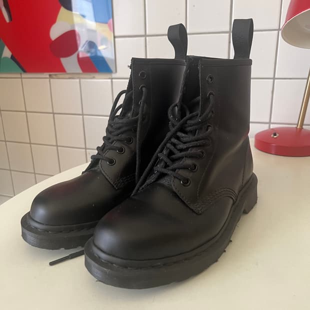 닥터마틴 1460 모노 8홀 245 사이즈