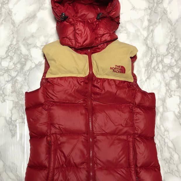 노스페이스 700 LTD 후드 패딩 조끼 거의새거