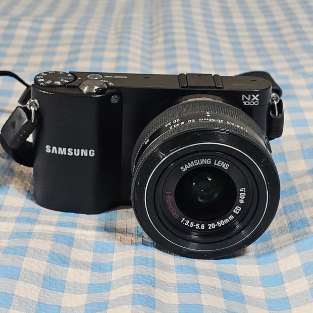 삼성 NX1000 미러리스 카메라