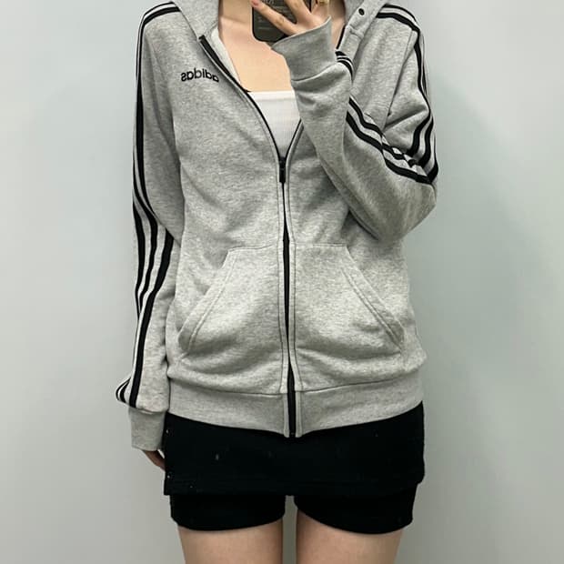 아디다스 그레이 사이드라인 후드집업