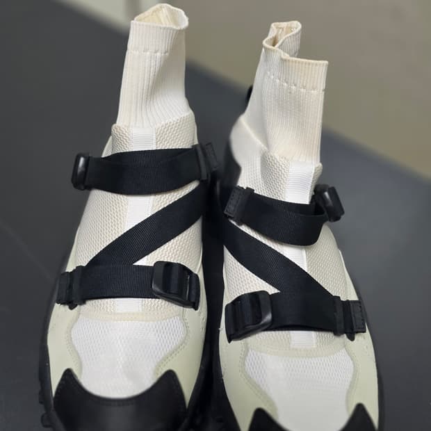 Adidas hyke