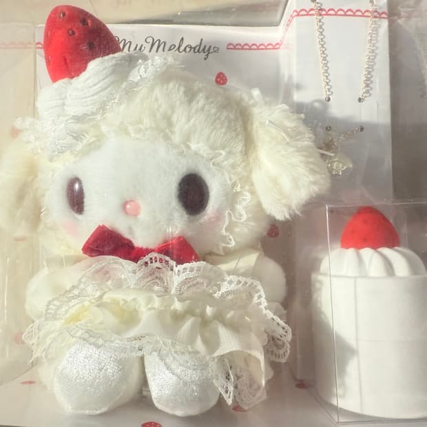 산리오 마이멜로디 딸기 쇼트케이크 누이 인형 세트
