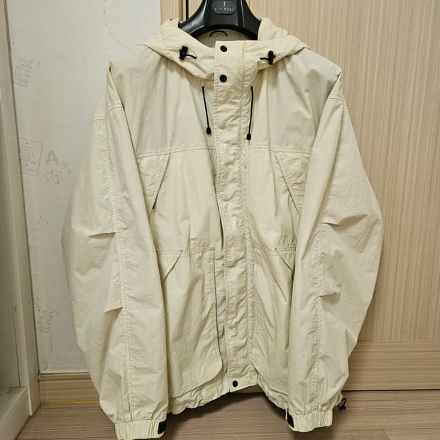 모이프 올터레인 파카 1에크루