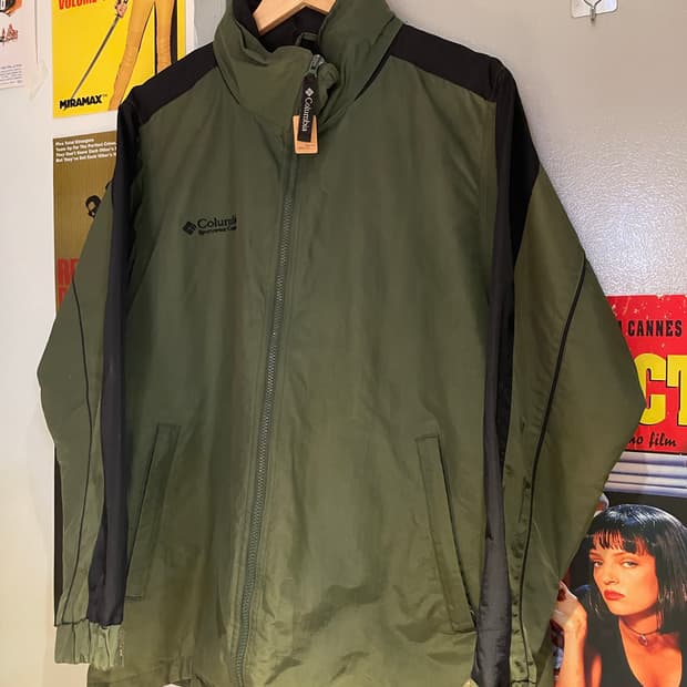 컬럼비아 티타늄 오버핏 후드 바람막이