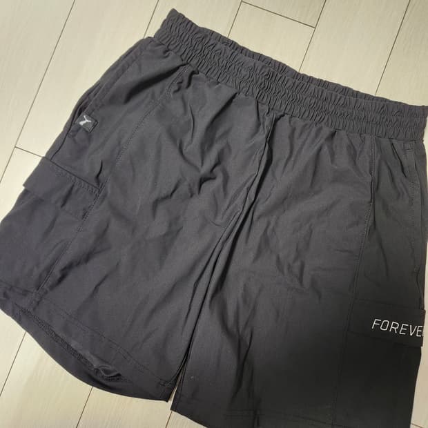 푸마 트리코트 냉감 스판 러닝 반바지 사이즈m

여러 중고사이트에도 같이