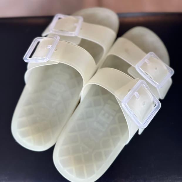 발렌시아가 마요르카 러버 샌들