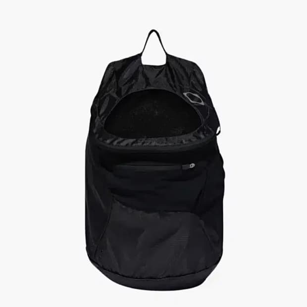 미스치프 라이트웨이트 집 어라운드 백팩 블랙