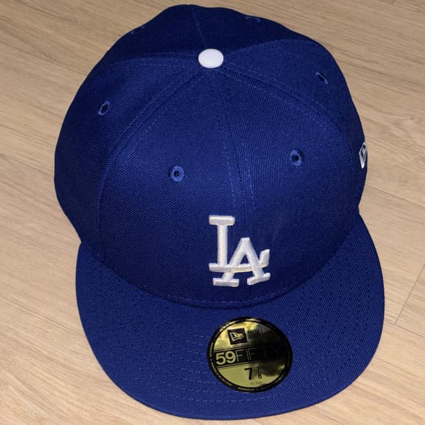 새상품) 뉴에라 MLB 어센틱 LA 다저스 게임 모자 판매합니다 778(