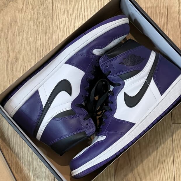 조던1 레트로 하이 OG 코트퍼플 275