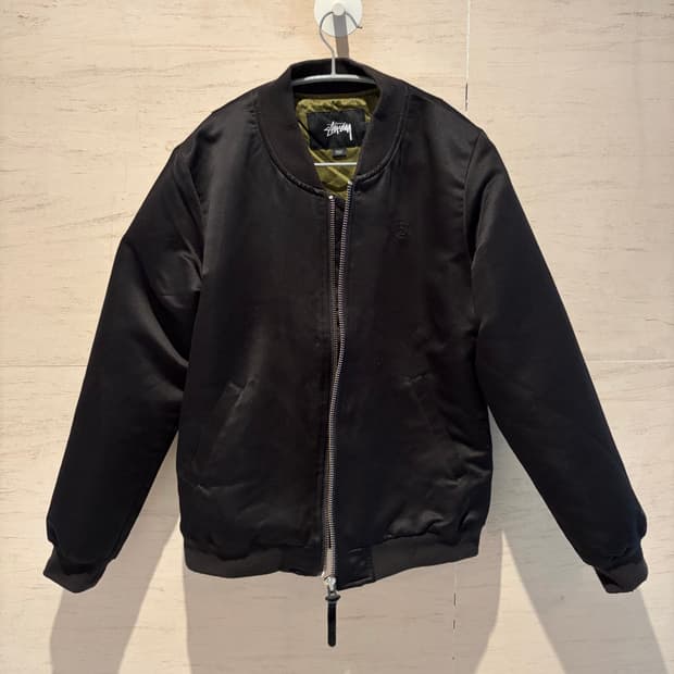 스투시 봄버자켓