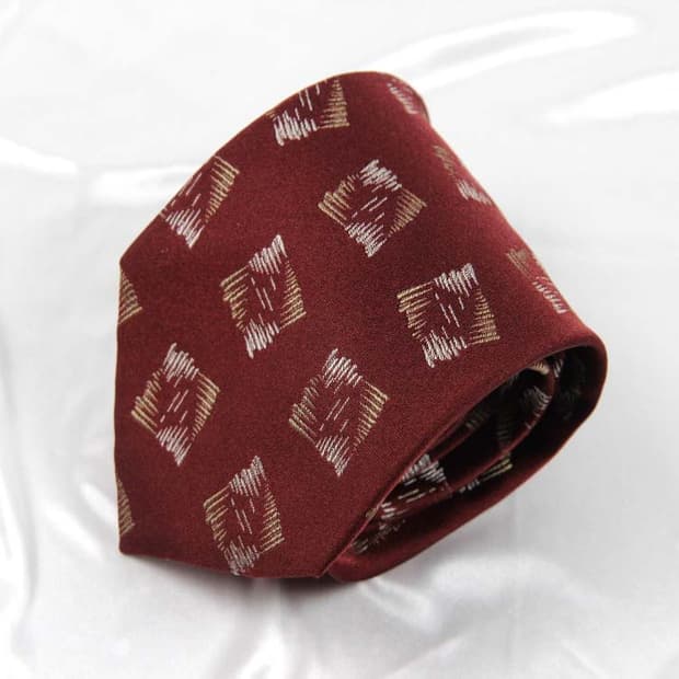 발렌티노 가라바니 9.5cm A등급 남자 명품 넥타이