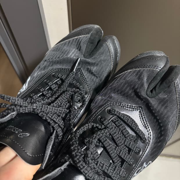 아식스 키코 타비 일라르기 카본블랙 280