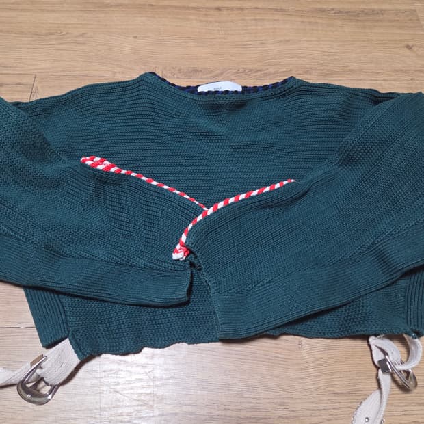 토가 크롭 코튼 니트