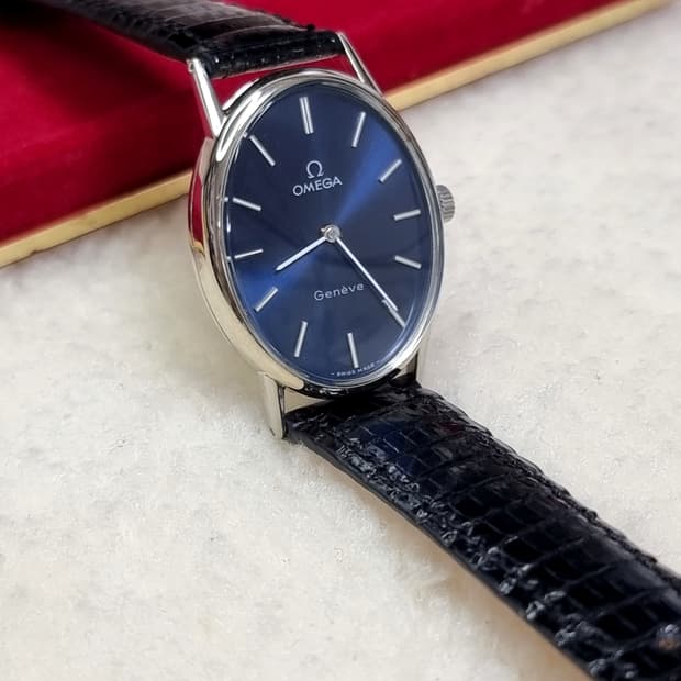 오메가 드빌 앨립스 블루 다이얼 핸드와인딩 남여공용 시계