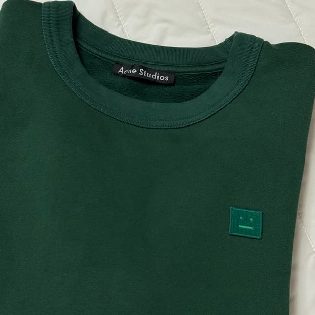 아크네 스튜디오 페어뷰 맨투맨 M (기모) 그린