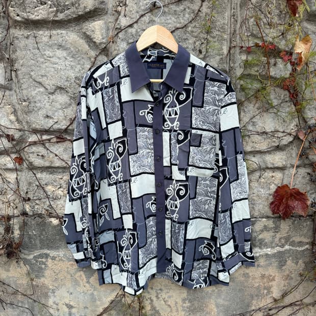 일본 빈티지 폴리 100 에스닉 패턴 셔츠