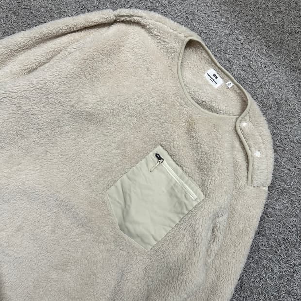 [105] 유니클로x엔지니어드가먼츠 후리스맨투맨