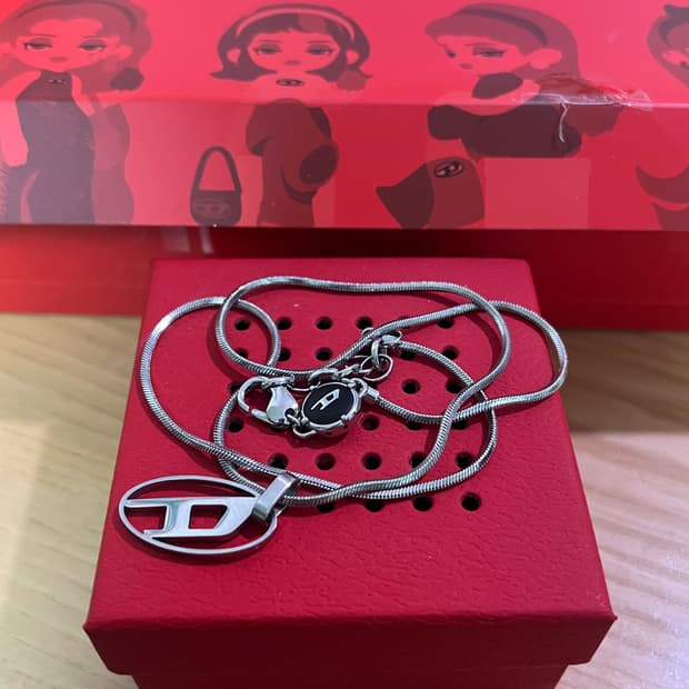 디젤 Diesel 목걸이 DX1342040