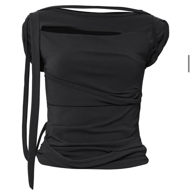 플레어업 드레이프 스트랩 롤업 티셔츠 블랙