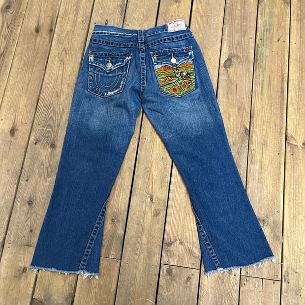 트루릴리젼 부츠컷 