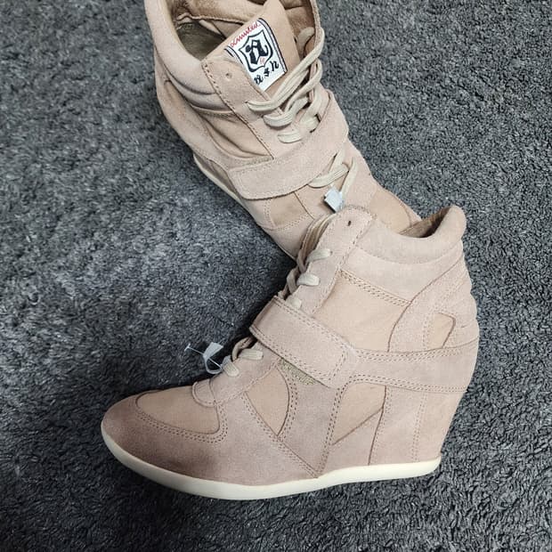 아쉬 보위 웨지 스웨이드 39사이즈