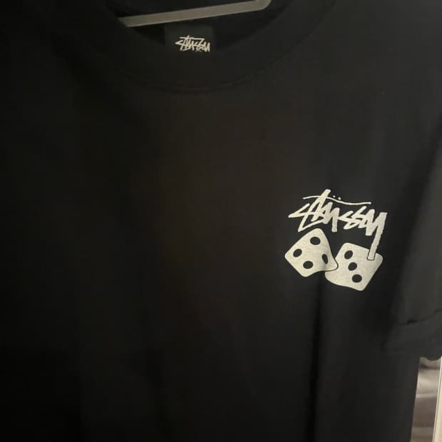 스투시 다이스 반팔티 팝니다