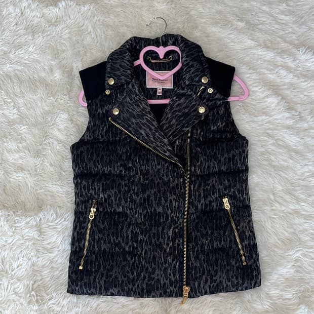 쥬시꾸뛰르 갸루 호피 조끼 패딩 점퍼
